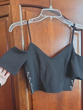 Topshop Cold-Shoulder Crop Top with Rings